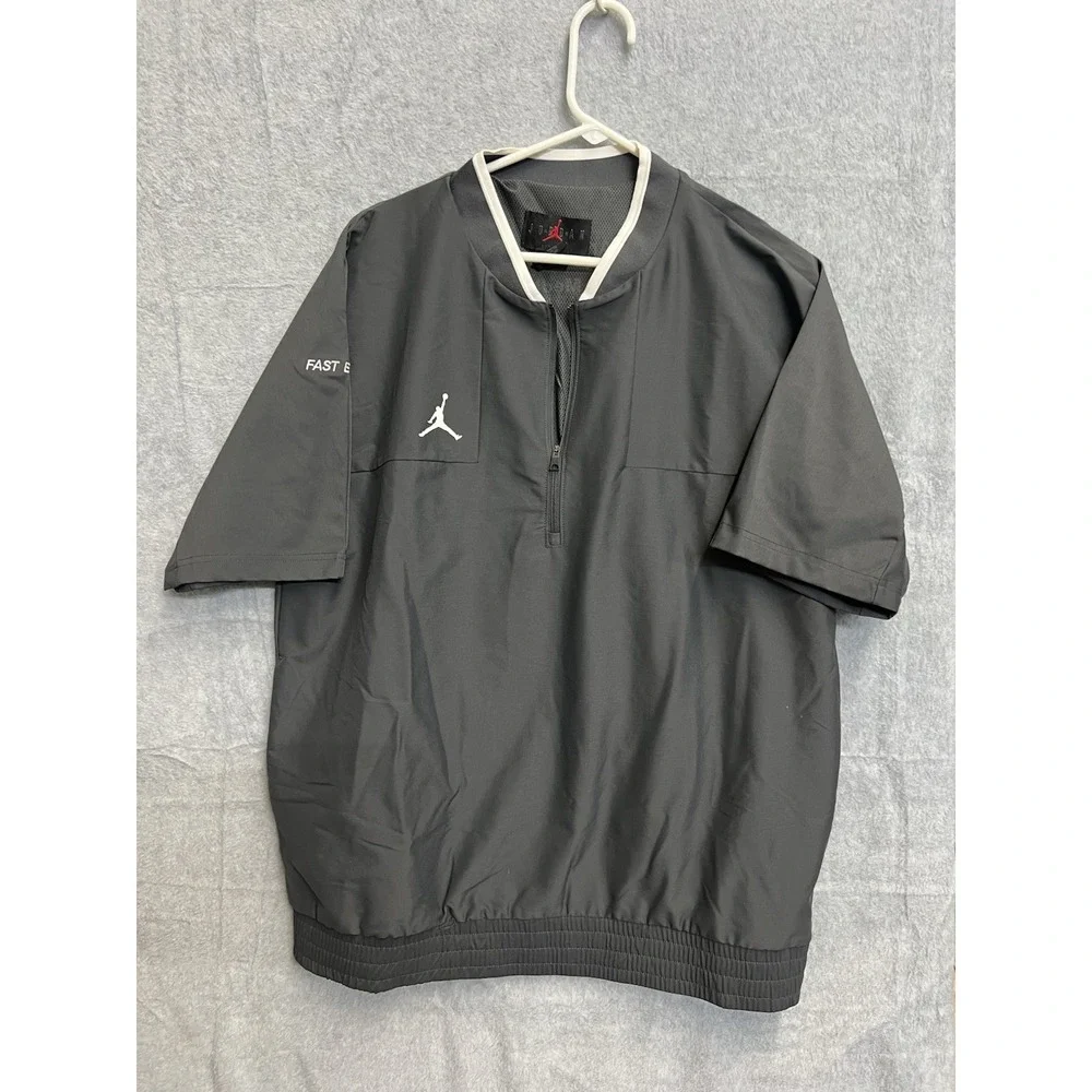 Jordan Brand Mens Grey Short Sleeve Windbreaker Quarter Zip Pullover CV5858-06 L